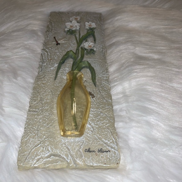 Cheri Blum 3D Resin Wall Art Plaque Flowers in Vase Dragonfly - Picture 2 of 8